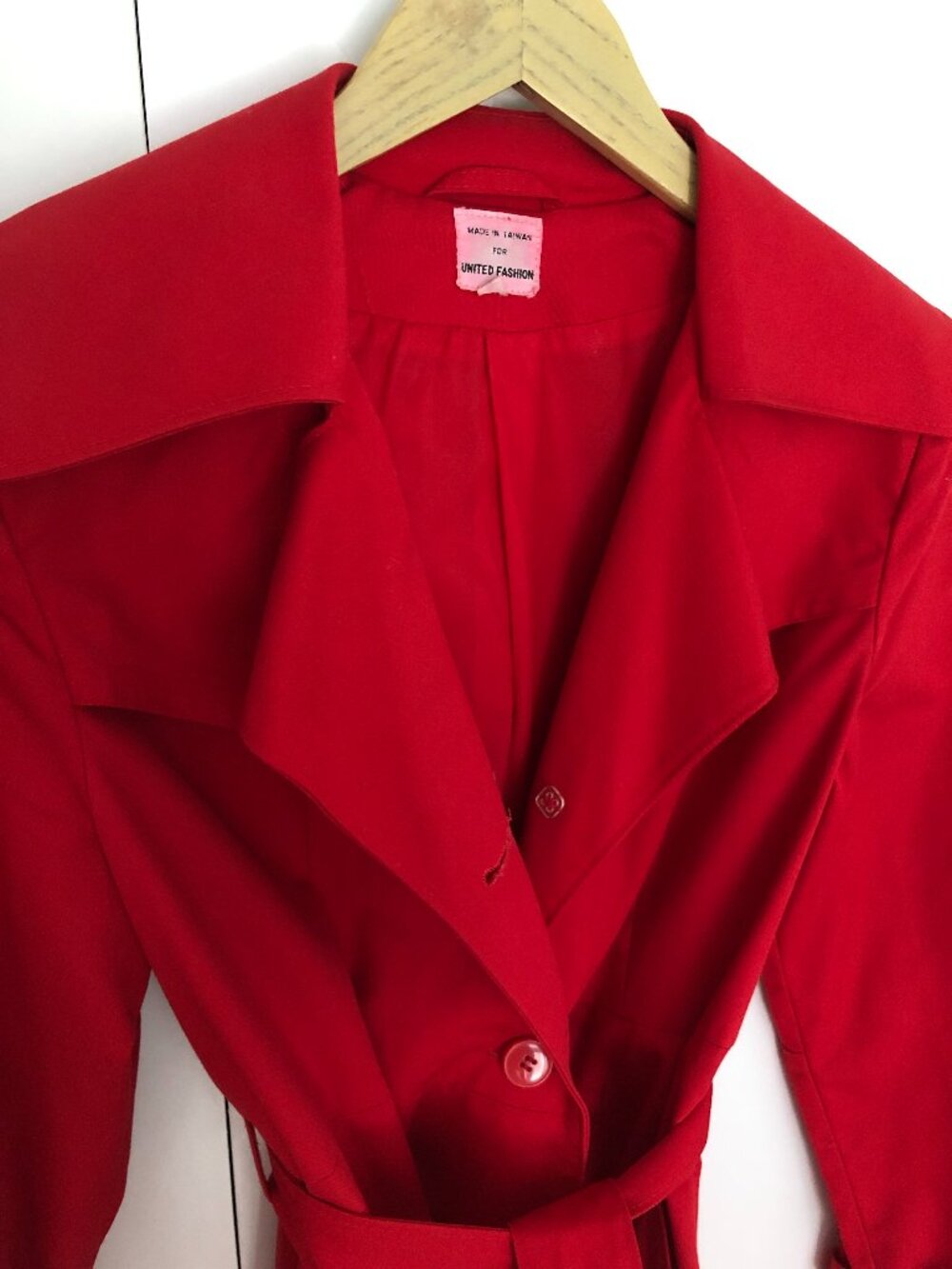 Vintage 70s Red Trench Coat United Fashion Oversized Collar Belted Maxi - Picture 2 of 13